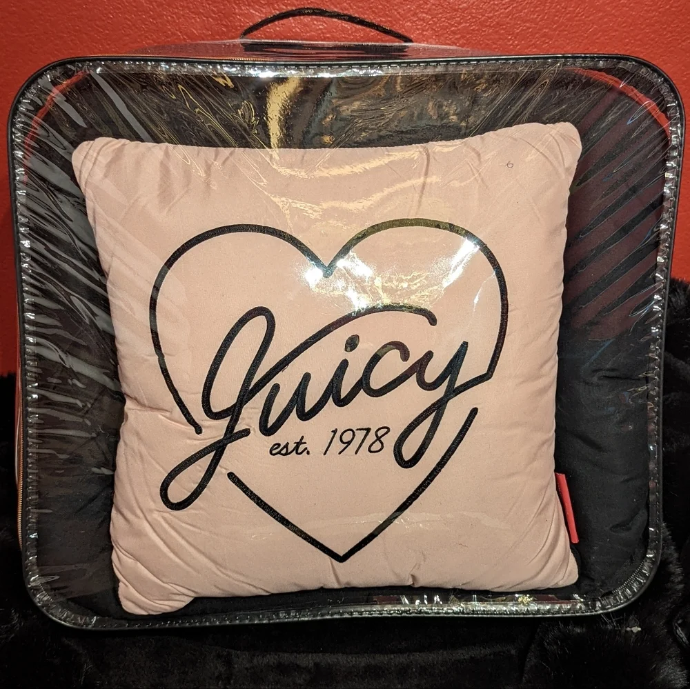 🆕 Black & Blush Pink 8pc Queen Comforter Set 🩷 Juicy Couture
